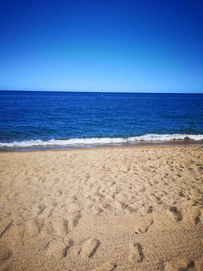 Apartamento Playa Santa Sussana Barcelona Santa Susanna Eksteriør bilde
